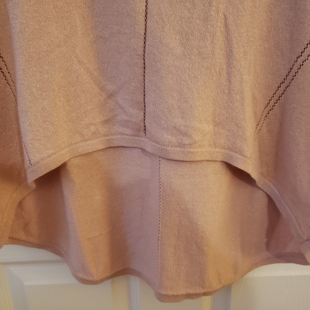 My Lowest Price $10 Pretty Pink Hi Low Jennifer Lopez Sweater - Picture 2 of 6
